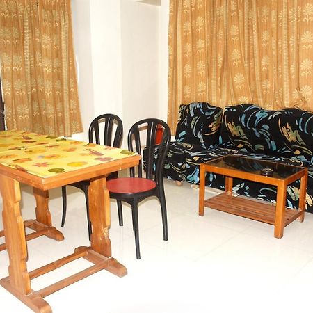 Hotel Trinath Nayagarh 외부 사진
